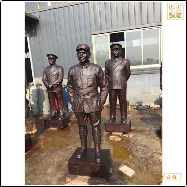 1鄧小平人物銅雕塑.jpg