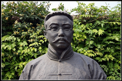 李大釗銅雕